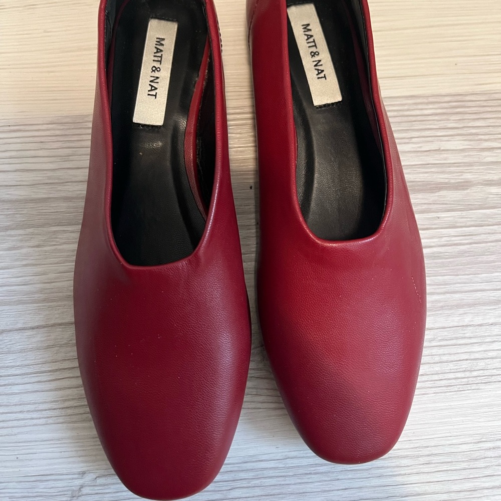 Matt & Nat Dre vegan heeled flats size 7